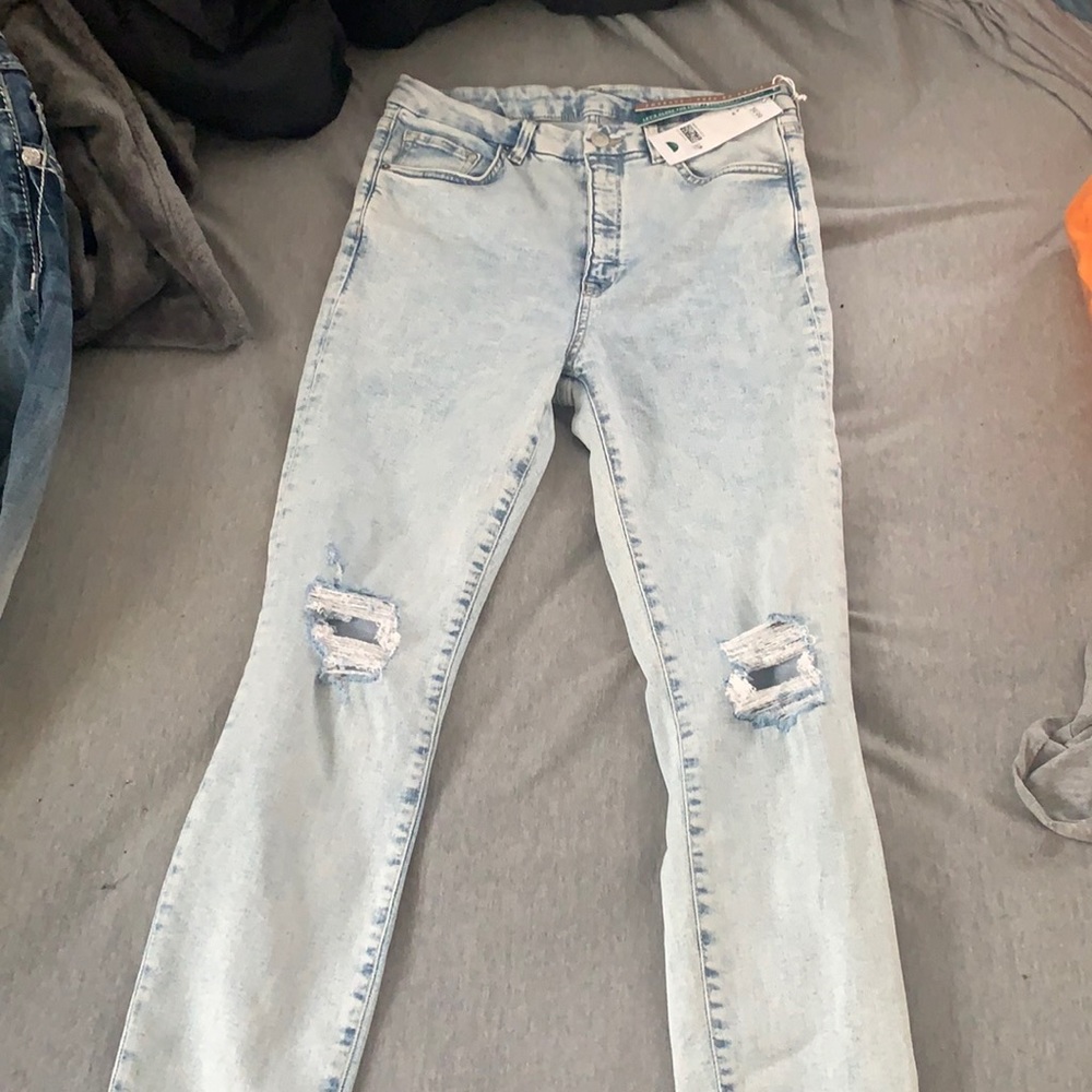 Light blue super skinny jeans brand new never worn
